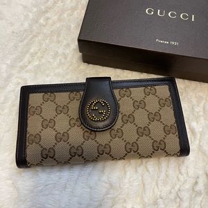 limited edition NEW GUCCI studded interlocking G continental wallet